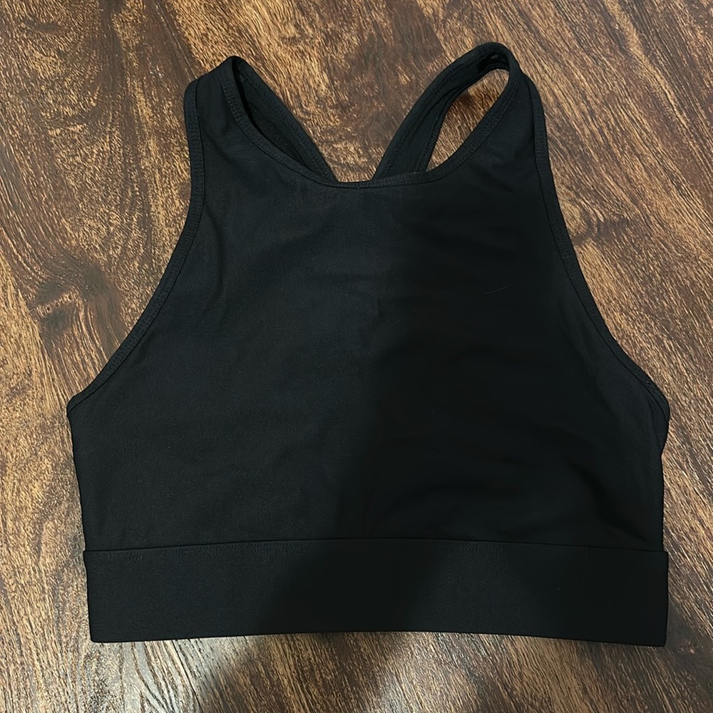 Fabletics sports bra